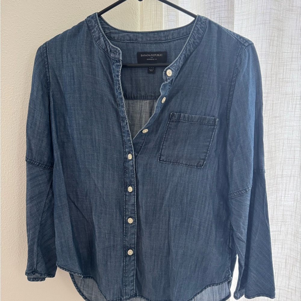 Banana Republic Blue Chambray Shirt